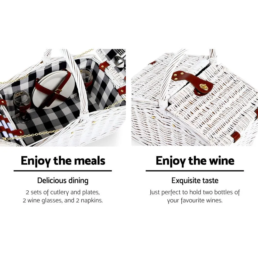 Deluxe 2 Person Outdoor Picnic Basket With Cheese Board