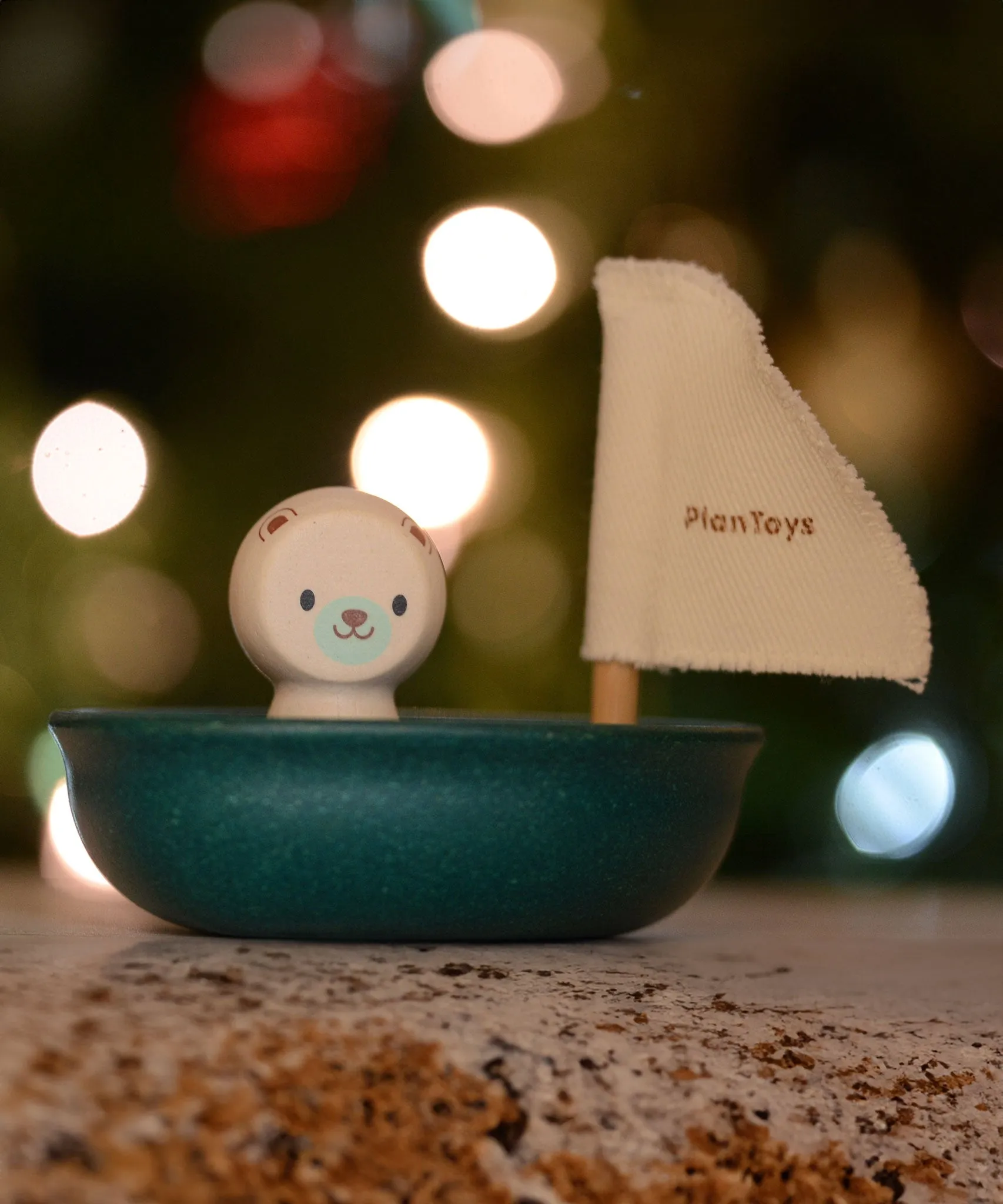 Plan Toys Polar Bear Sailing Boat
