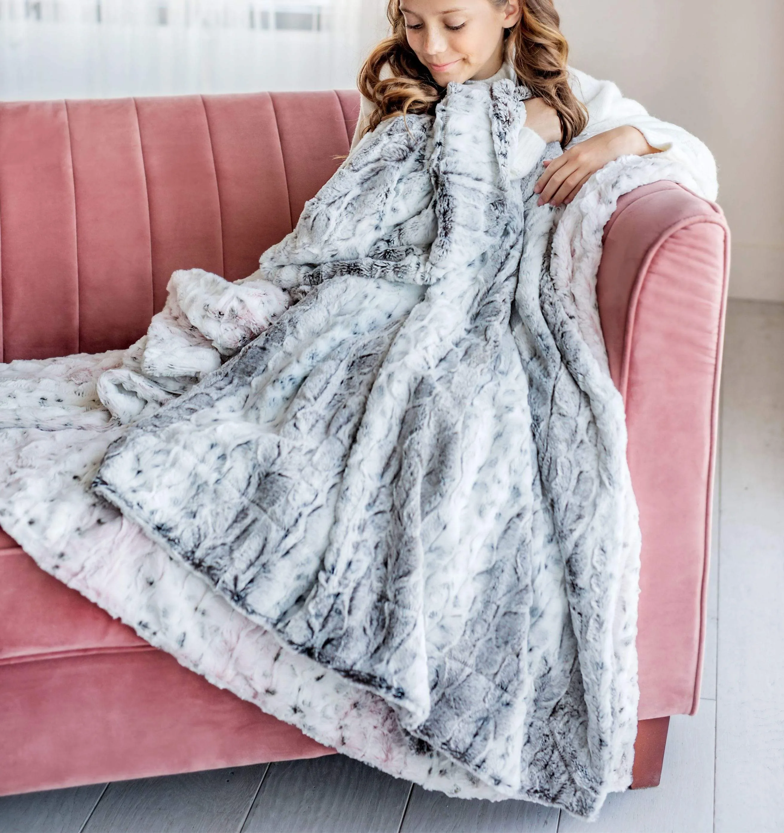 Sandra Pink Blanket